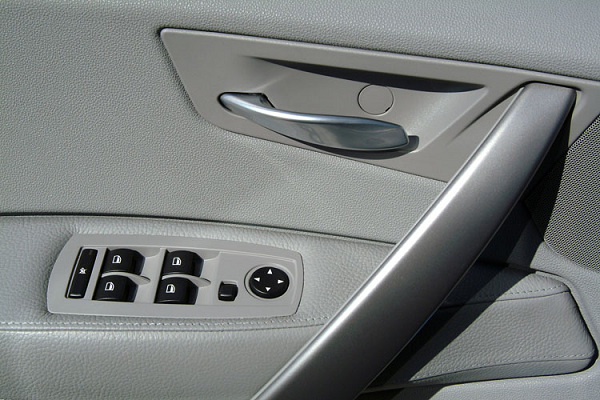 Componentes eléctricos síntomas de que la batería del auto está fallando