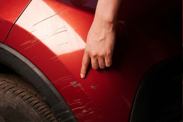 3 tips para eliminar las rayaduras del auto 