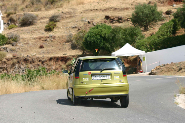 verifica que los faros de tu auto estén alineados