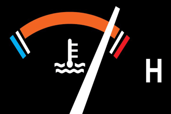 4 fallas mecánicas que puede causar el tráfico congestionado en tu auto